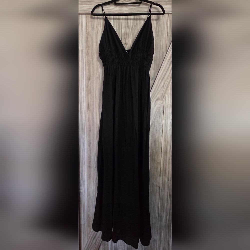 Love Tree Black A-Line Maxi Dress